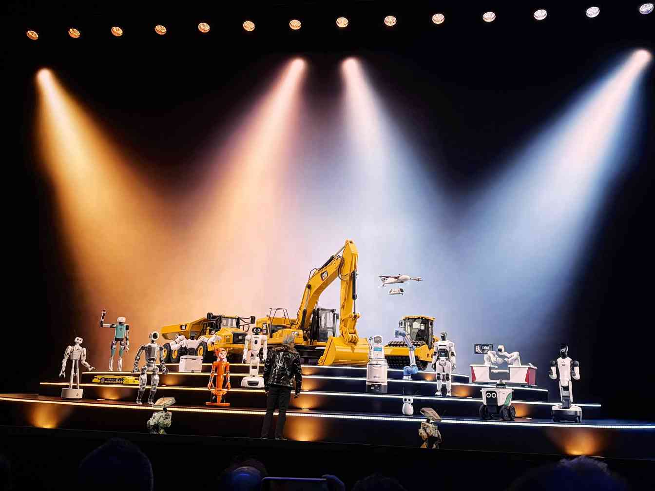 黄仁勋CES演讲引爆物理AI时代，预测智能体系统普及元年到来(图13)