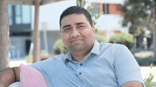 苹果AI掌门人换帅：谷歌DeepMind前高管临危受命救场(图3)