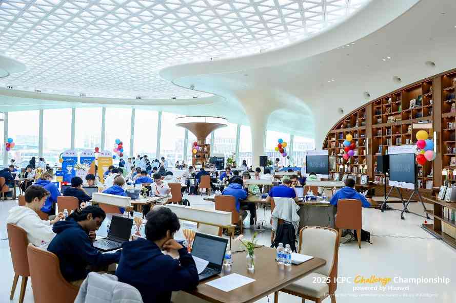 任正非谈AI时代技术转化:华为专注3-5年应用落地(图4) 任正非最新研判:AI将释放70%编程工作量,未来算力必将过剩